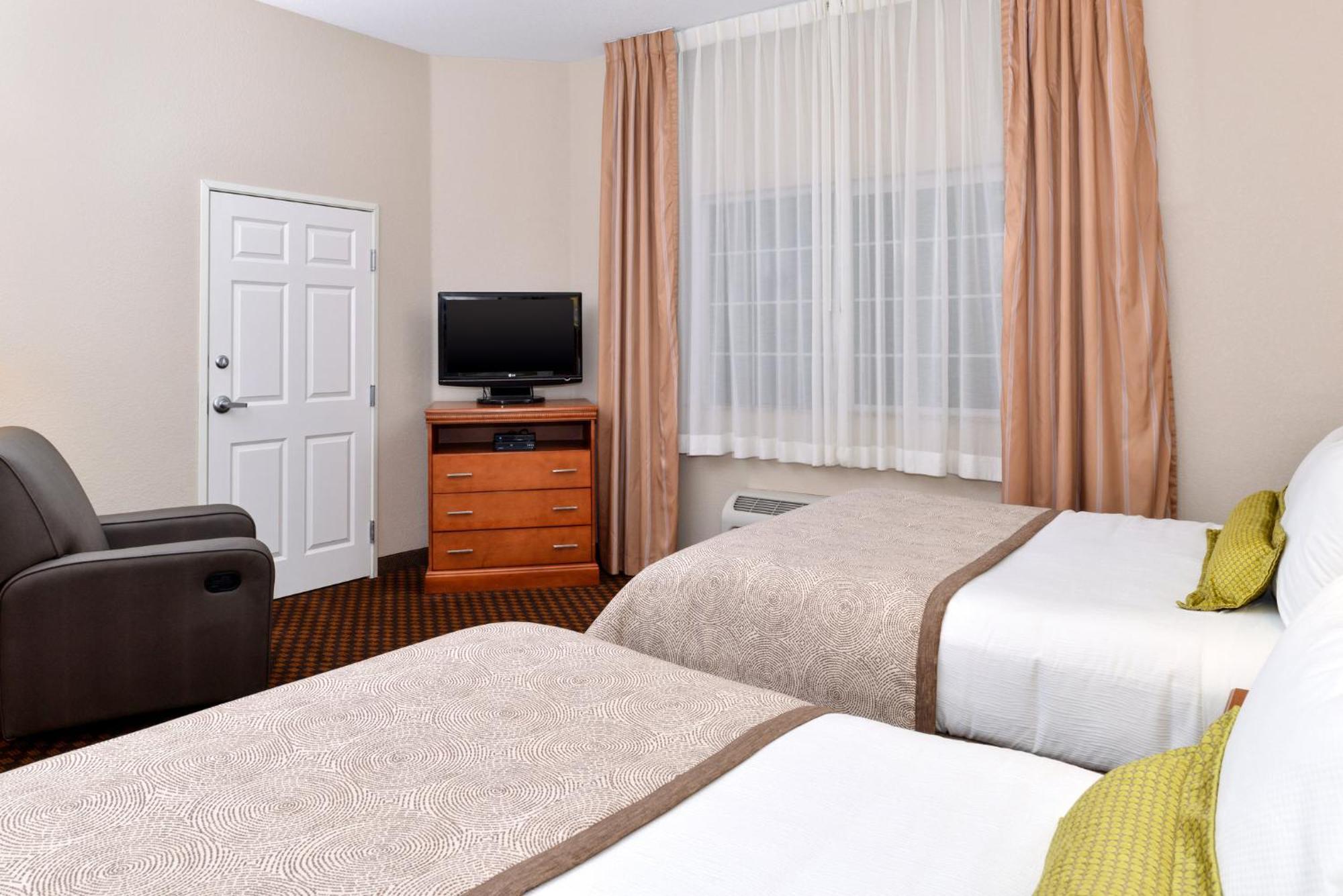 Candlewood Suites Turlock By Ihg Exterior photo